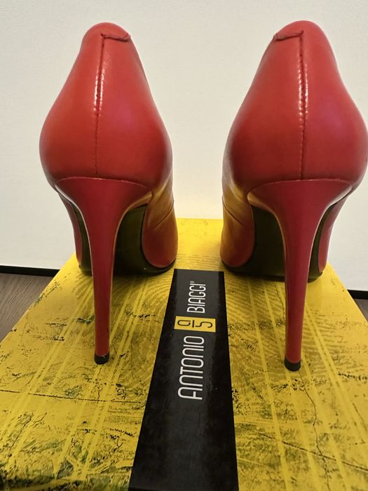 Продам туфли