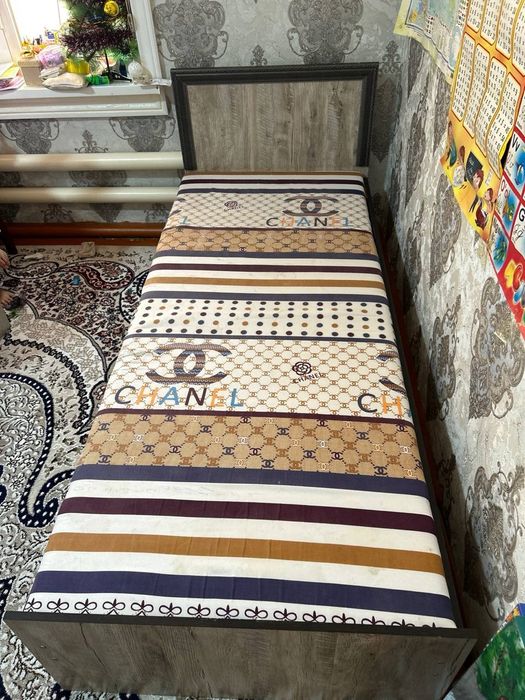 Сотилади кровать