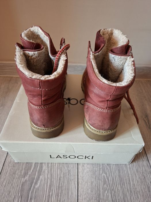 Дамски кубинки естествен набук.