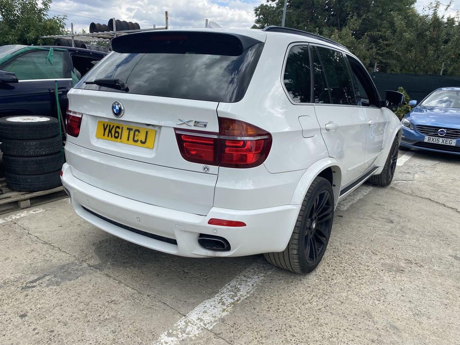 Haion cu lunetă BMW X5 E70 Facelift