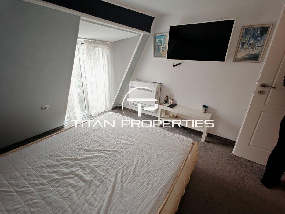 Дава се под наем Етаж от къща в Пловдив, Център - 140 кв.м за 1000 € - Снимка #10