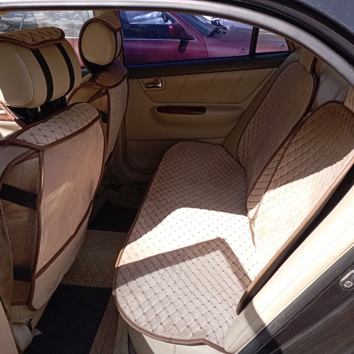 Китаец, аналог Тойоты Королы.