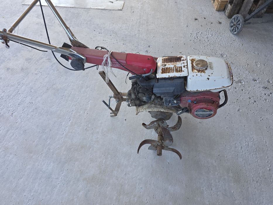 De vanzare motosapa honda