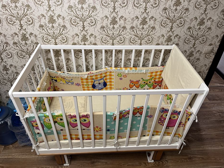 Кроватка для новорожденных