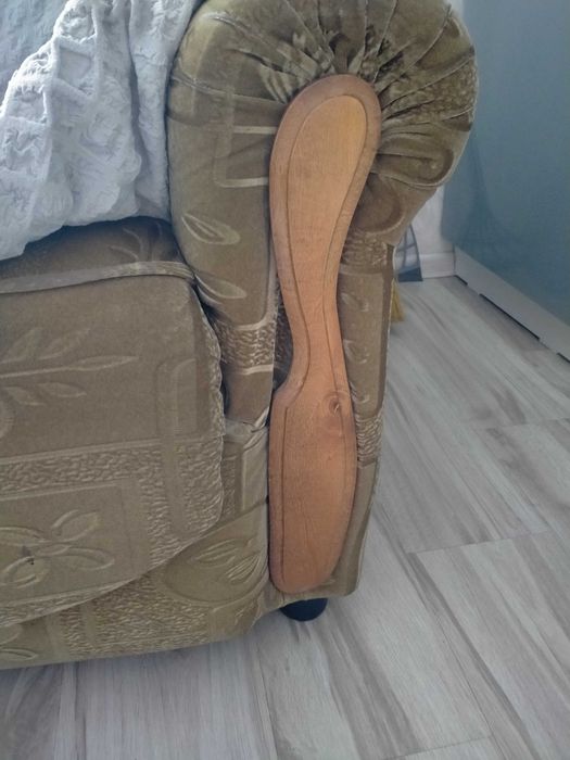 Продам мягкий уголок