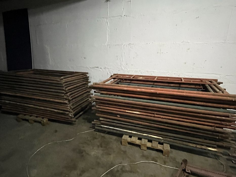 Леса строительные