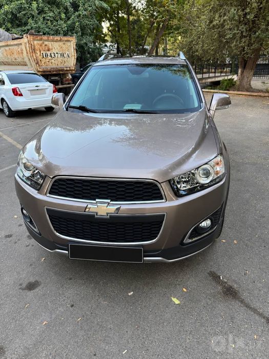 Chevrolet Captiva, 3 позиция 2013 года