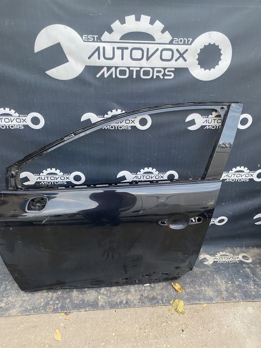 Usa portiera stanga fata Renault Clio 4