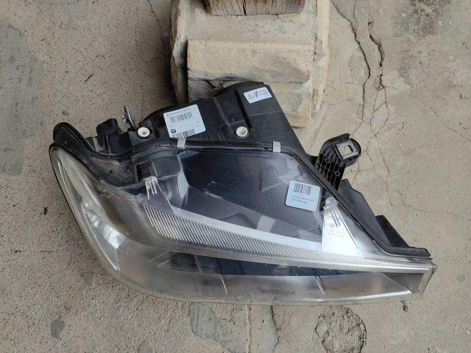 Фар BMW X3 F25 X4 F26 Xenon десен / Фар БМВ Х3 Ф25 Х4 Ф26 / Фар BMW F25 F26 Оригинален