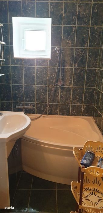 Apartament cu 4 camere, Bulevardul Libertății, Hunedoara — fotografia 3