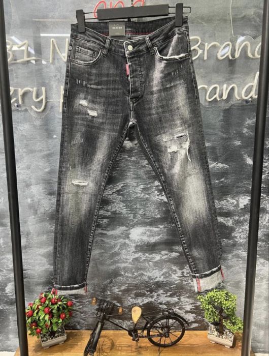 Мъжки дънки dsquared2