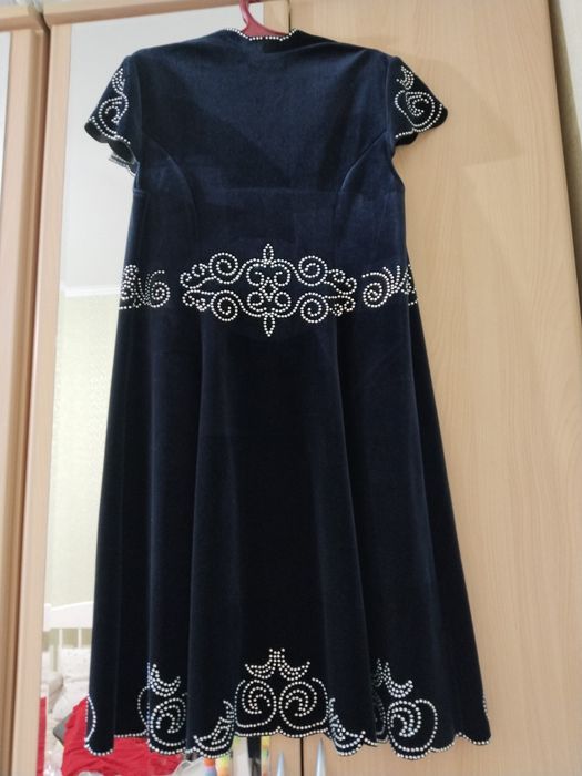 Жилет ою-өрнекпен