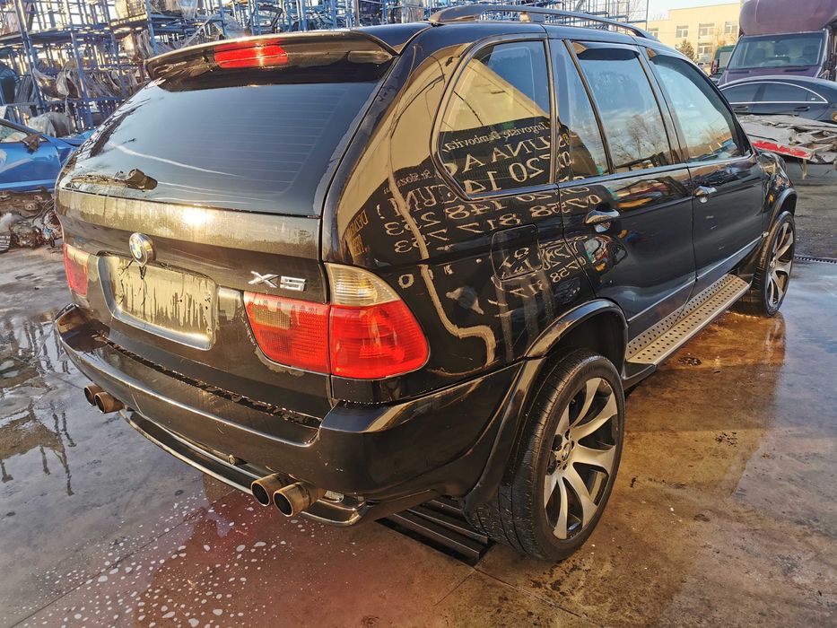 Dezmembrez bmw x5 e53 facelift/bara fata e53/capota e53/far e53/motor/