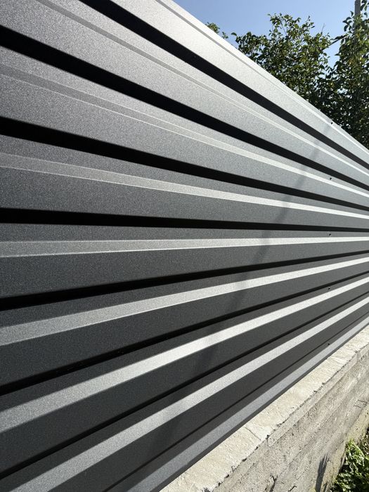 Tablă Cutată Gri Antracit RAL 7024 Fresco 0.4mm 3m lungime