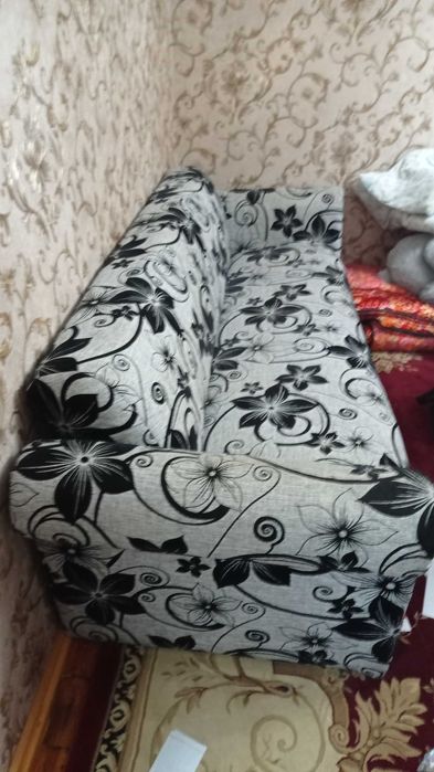 2 дивана и 2 кресла в хорошем состоянии