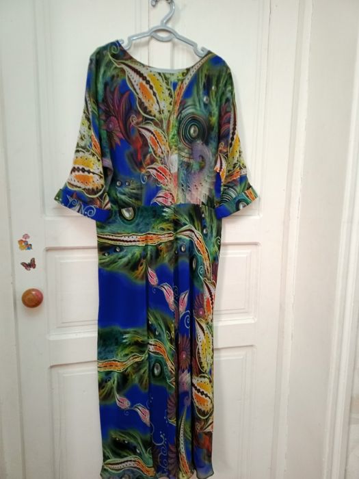 Платья для девочек и женщин