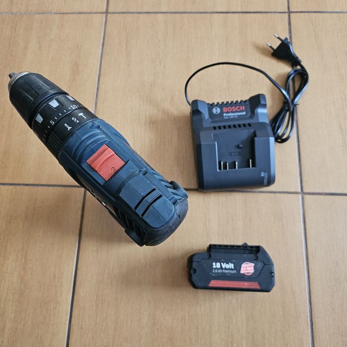 Masina gaurit insurubat cu percutie Bosch GSB 18V-21