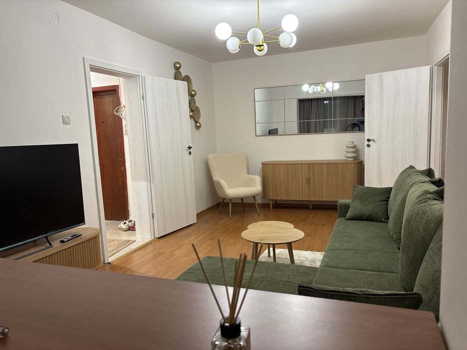 Inchiriere apartament 2 camere Aparatorii Patriei
