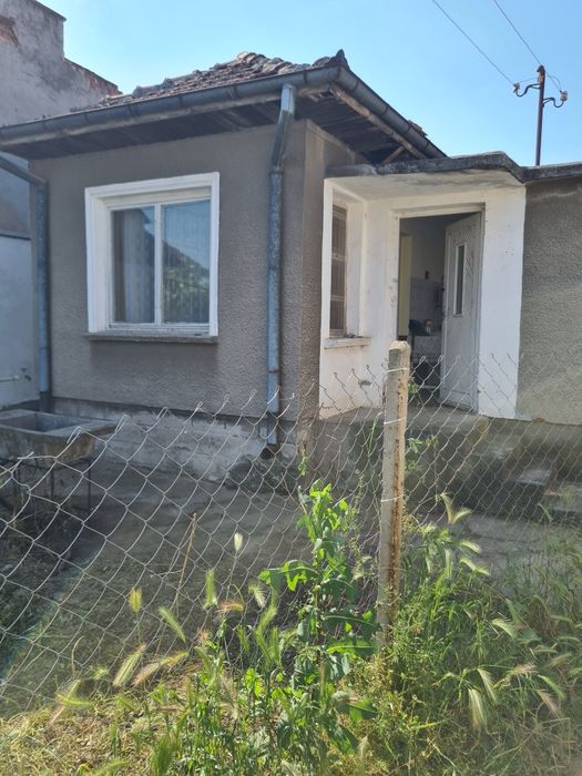 Продава се Къща в Лом - 35 кв.м за 715 €/кв.м - Снимка #2