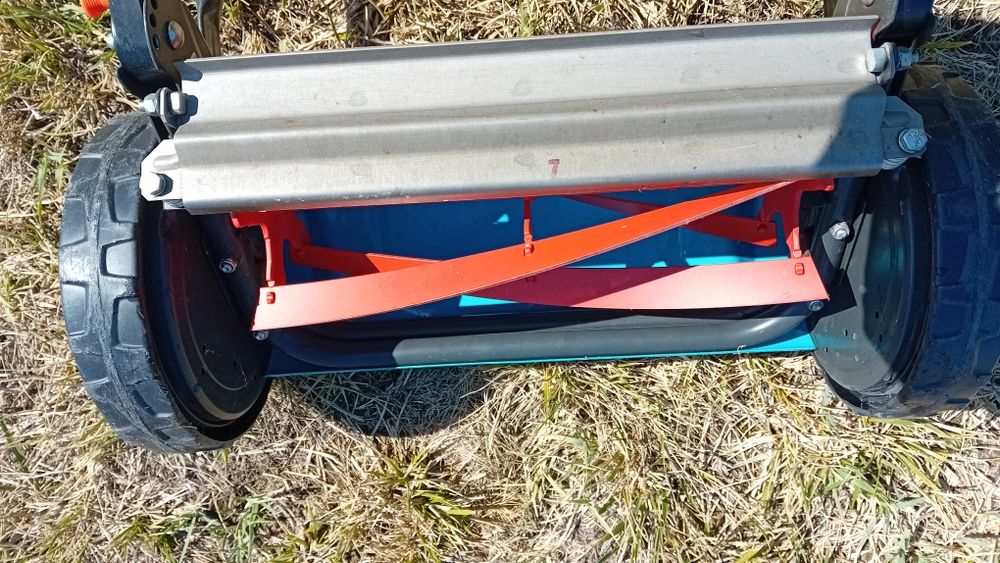 Ръчна барабанна косачка Classic 330 Gardena, 33см