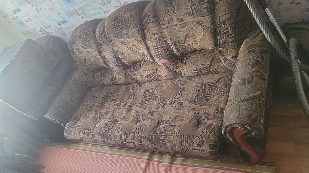 Диван и 2 кресла