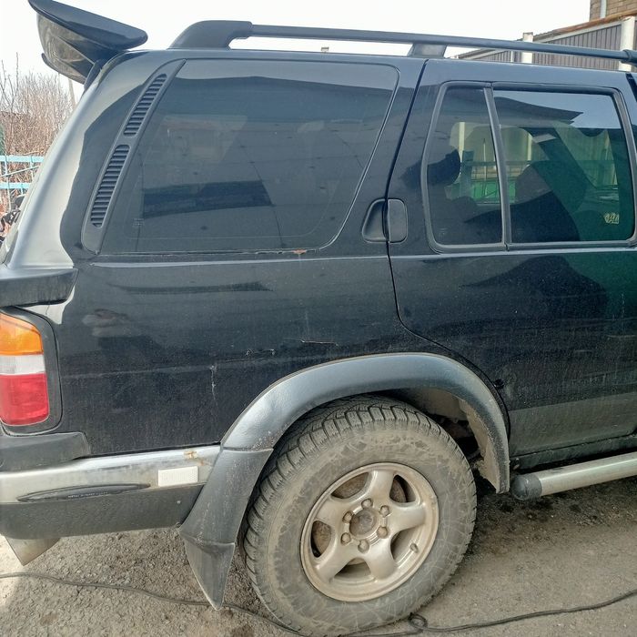 Продам нисан тирано