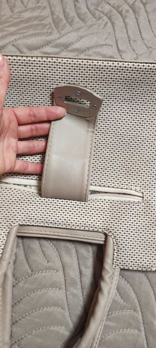 Дамска чанта в телесен цвят