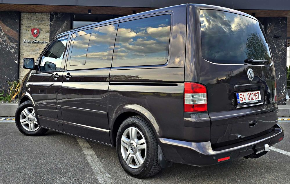 VW MULTIVAN 2010 7 LOCURI HIGHLINE 2.5 TDI Numere rosii valabile