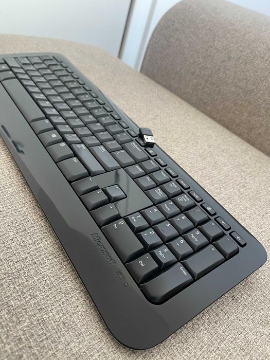 Microsoft Wireless Keyboard 800 – tastatură wireless, USB, stare foarte bună