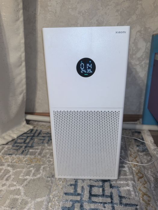 Продаётся очиститель воздуха xiaomi 4 lite