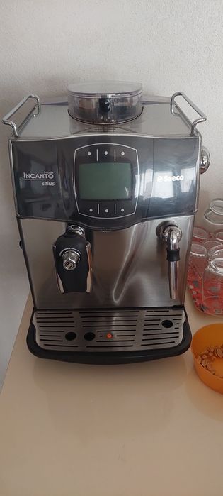Vand aparat cafea Saeco