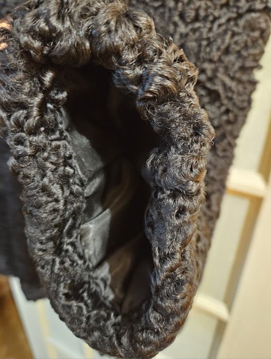 Продается натуральная шуба