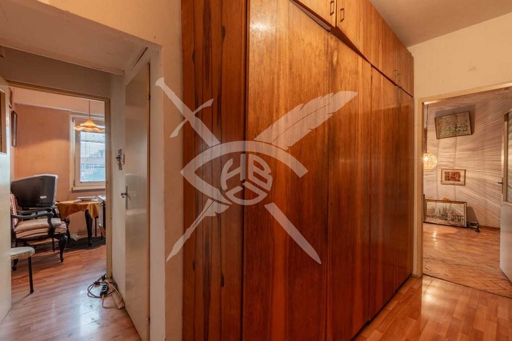 Продава се Двустаен апартамент в София, Дружба 1 - 47 кв.м за 1828 €/кв.м - Снимка #2