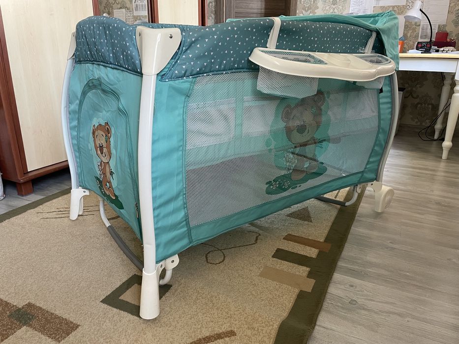 Детская кровать-манеж