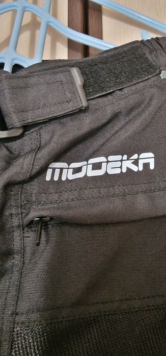 Мото панталон Модека, противо водма мембрана.