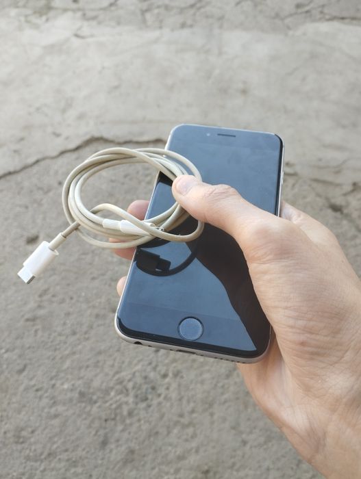 Продам iPhone 6s