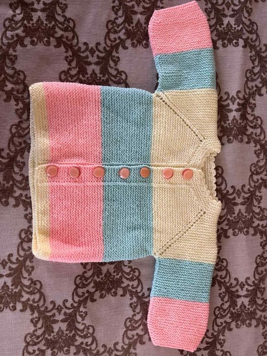 Бебешки дрехи и пелени