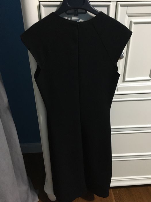Rochie neagra Zara