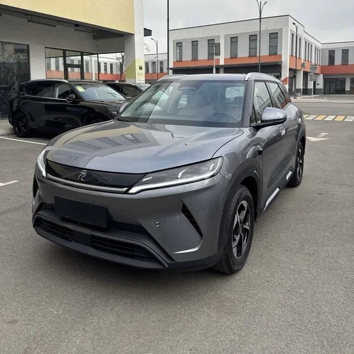 BYD Yuan Up, naqd va halol nasiya