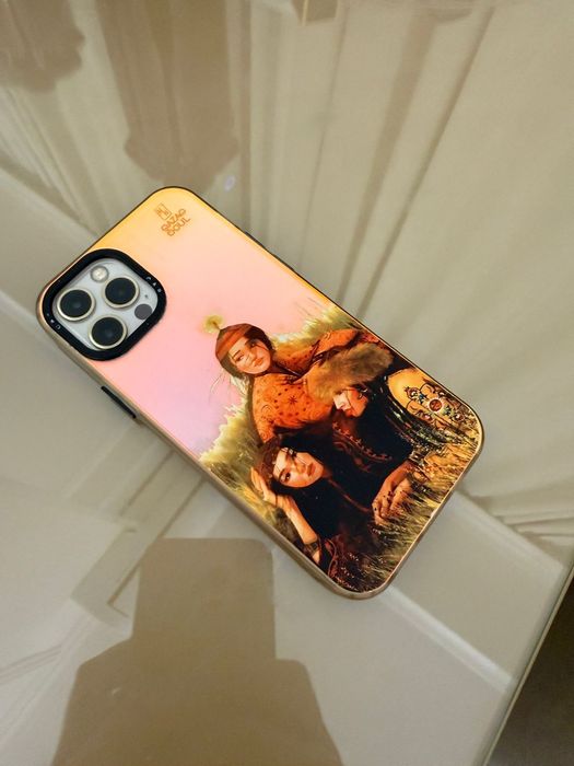 Продам Iphone 12 pro 256