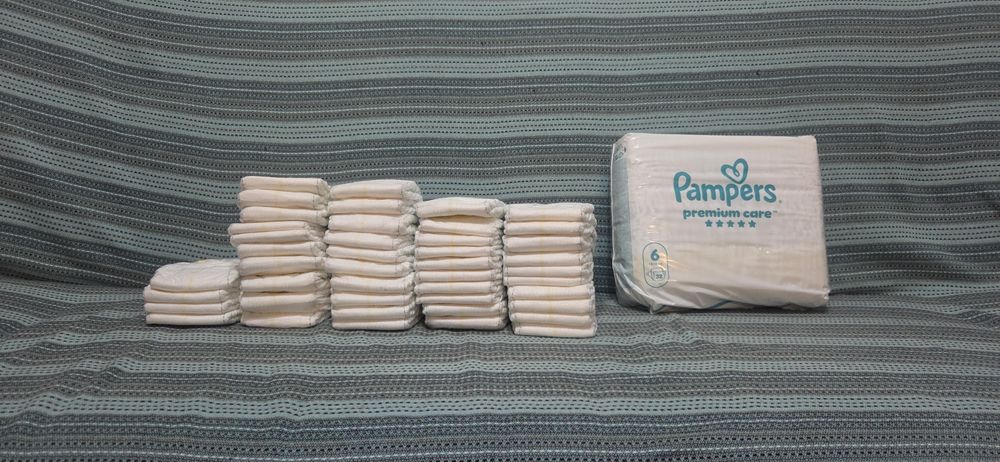 Vând pampers premium care 6