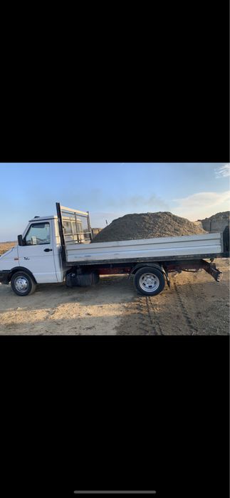 nisip/piatra/balastru/pamant/mranita