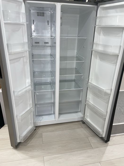 Холодильник Бирюса