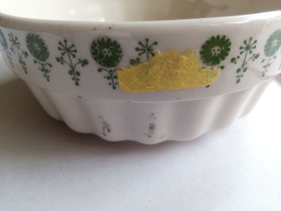 Порцеланова купичка от социализма