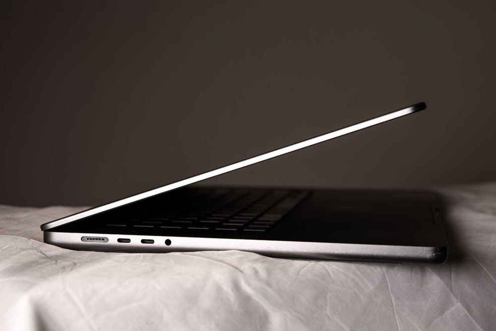 MacBook Pro 16” M1 Pro 2021 | 16GB RAM | 512GB SSD