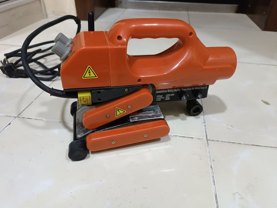 Утюг аппарат для сварки геомембраны