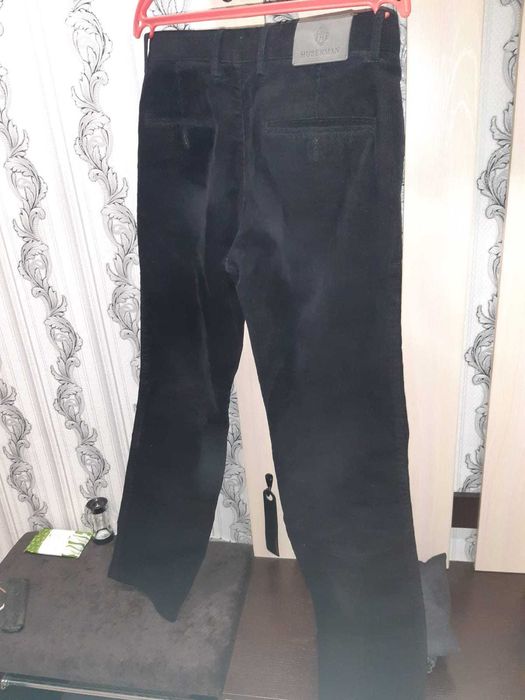 Продам брюки велвет 44р = 3000т