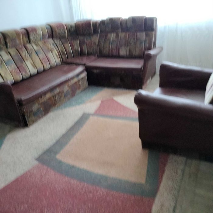 Inchiriez apartament