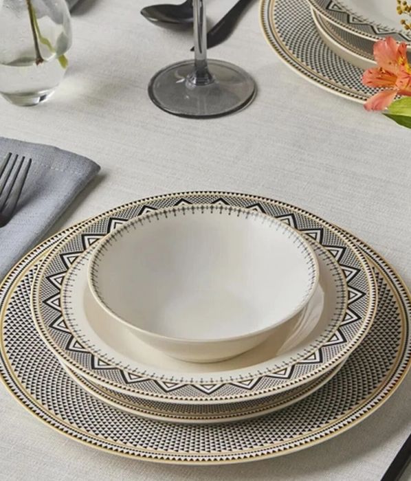 Karaca Forever Bone сервиз 24части
Karaca Forever Bone Globe
Karaca Fo