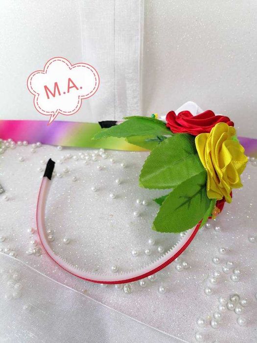 Диадема с цветя за народни танци
